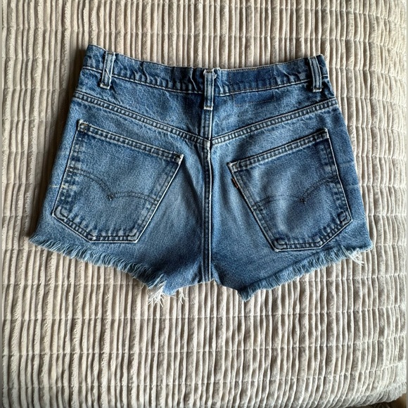 Vintage Levi’s Jean Shorts High Waisted Rare Orange Tab - Picture 5 of 6